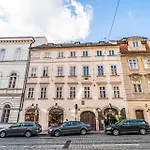 Cozy Mala Strana Apartment In Prague