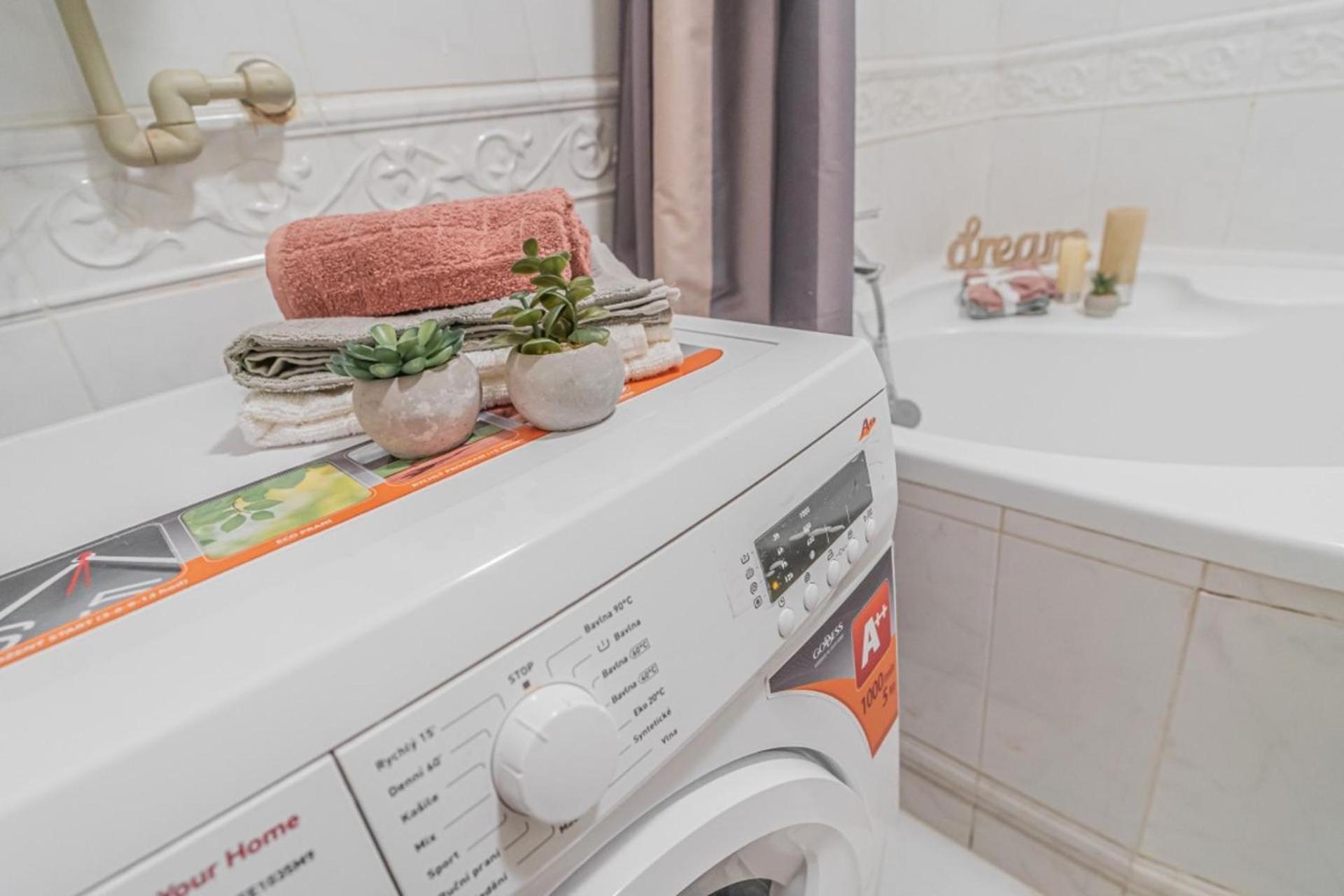 Apartment Cozy Mala Strana In *